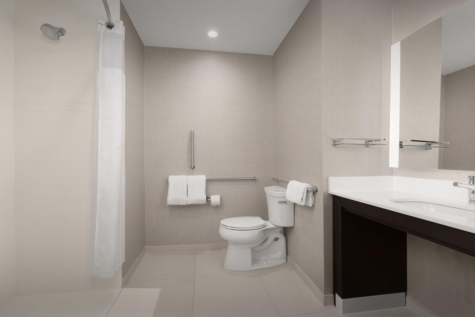 Residence Inn Kenwood מראה חיצוני תמונה