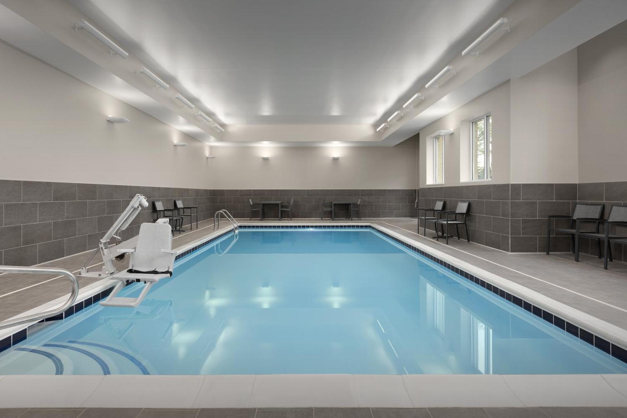 Residence Inn Kenwood מראה חיצוני תמונה