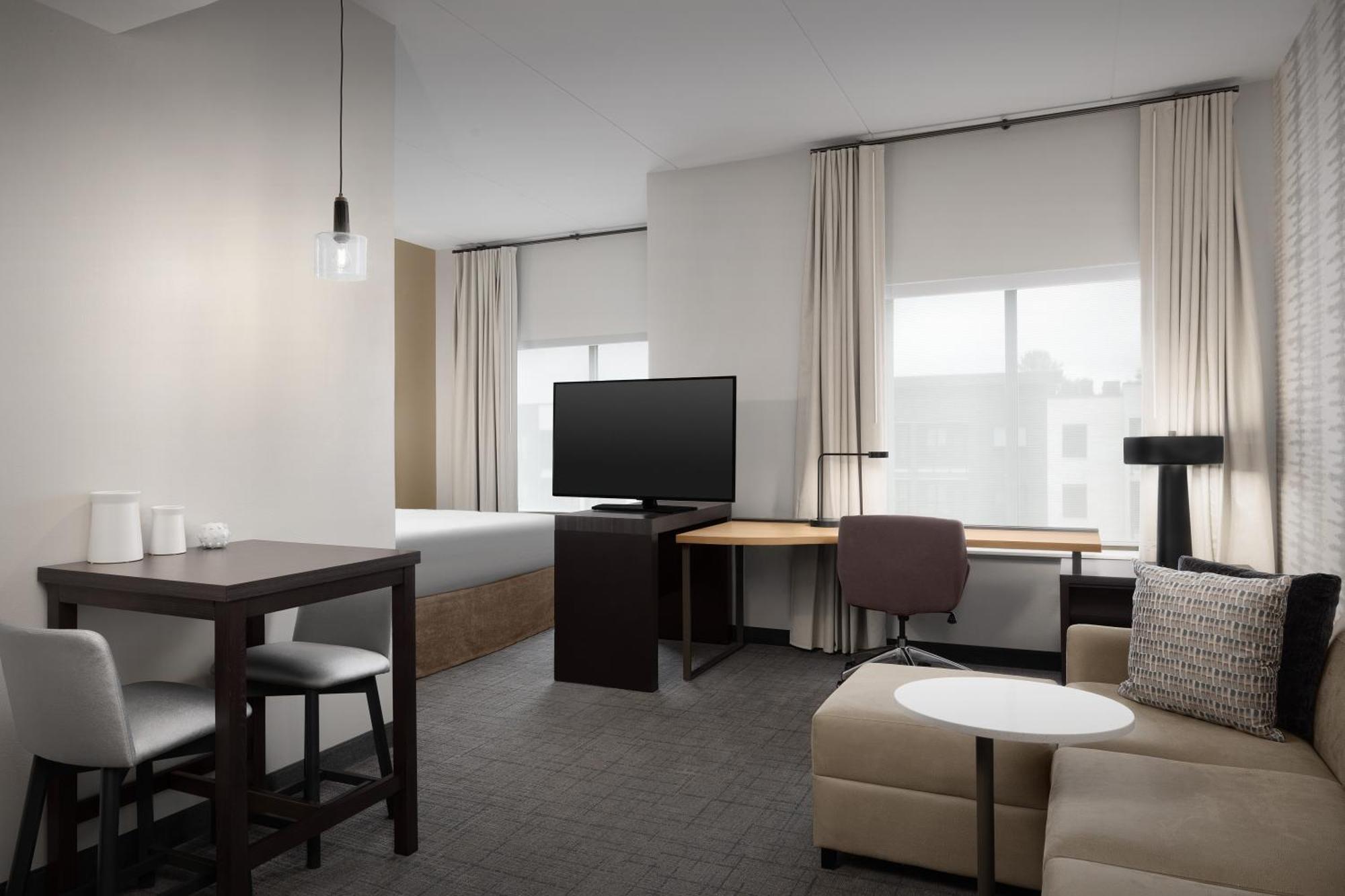 Residence Inn Kenwood מראה חיצוני תמונה